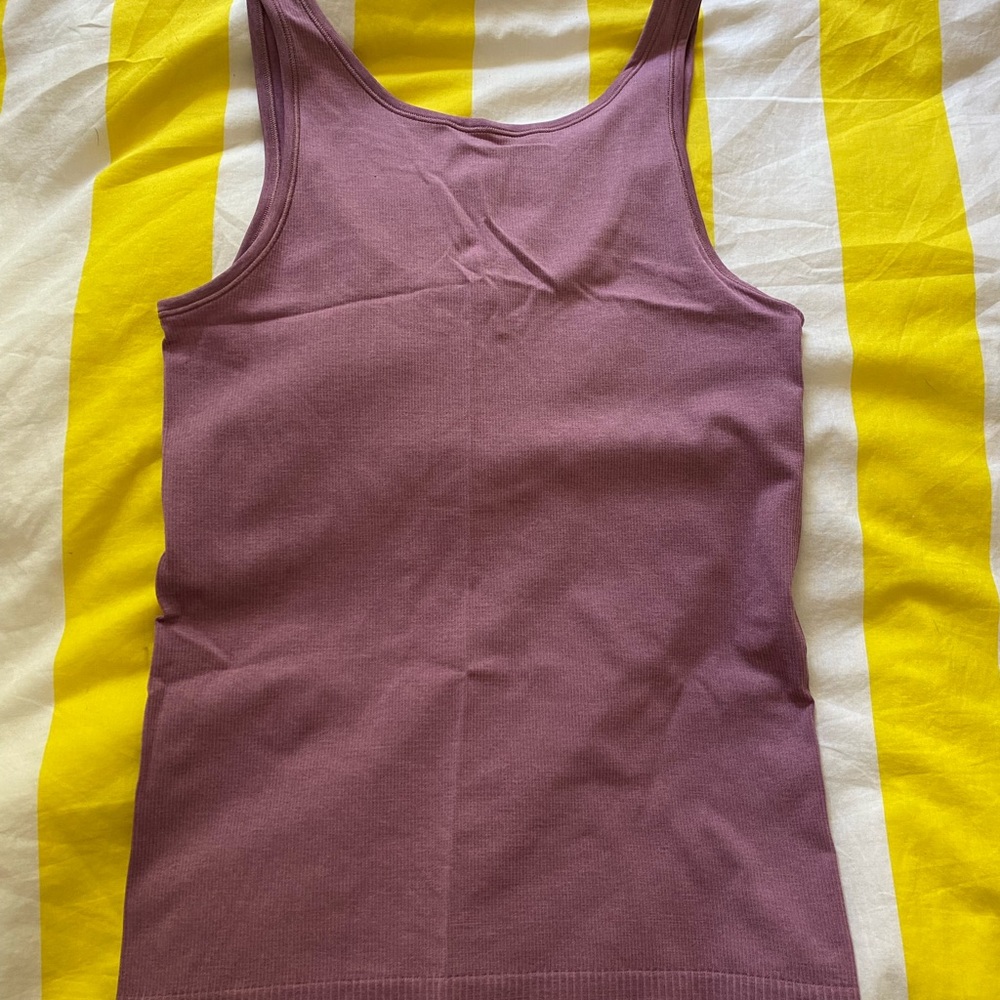 Lululemon Seek Simplicity Tank